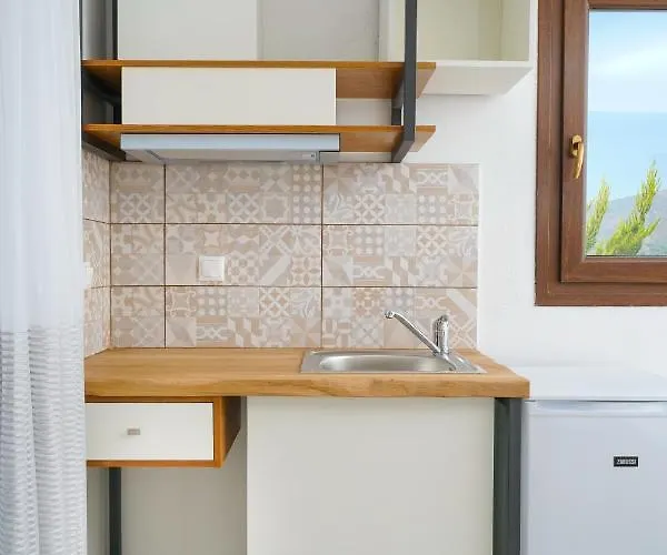 Lithi * Λιμενάρια