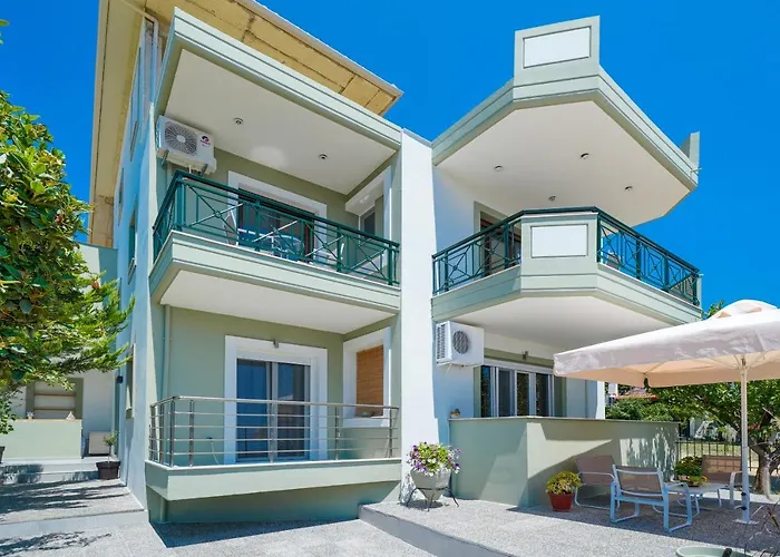 Lithi Ξενοδοχείο *